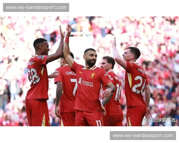 安菲尔德的红蓝魅影：利物浦与斯旺西的恩怨情仇
